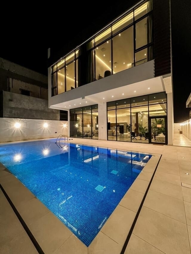LAP  CHALET